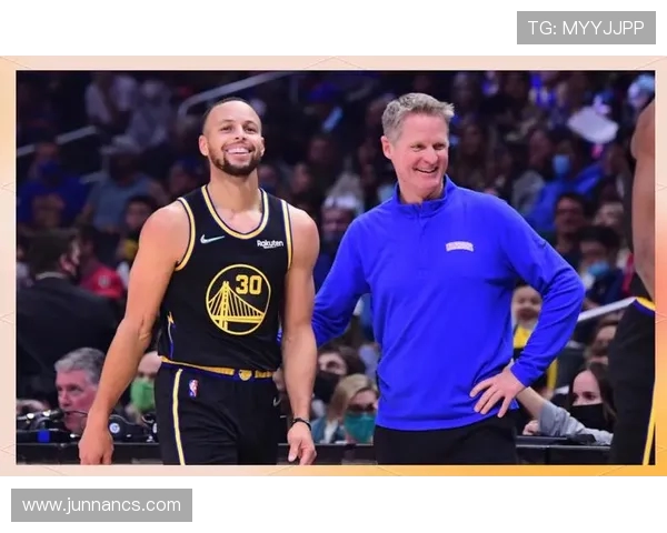 库里强调提升果断性与侵略性努力组织队友展现领导力